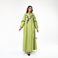 دراعه ملونة مشغولة يدوياً بالريسم والخرز و اللولو - tahaniboutique