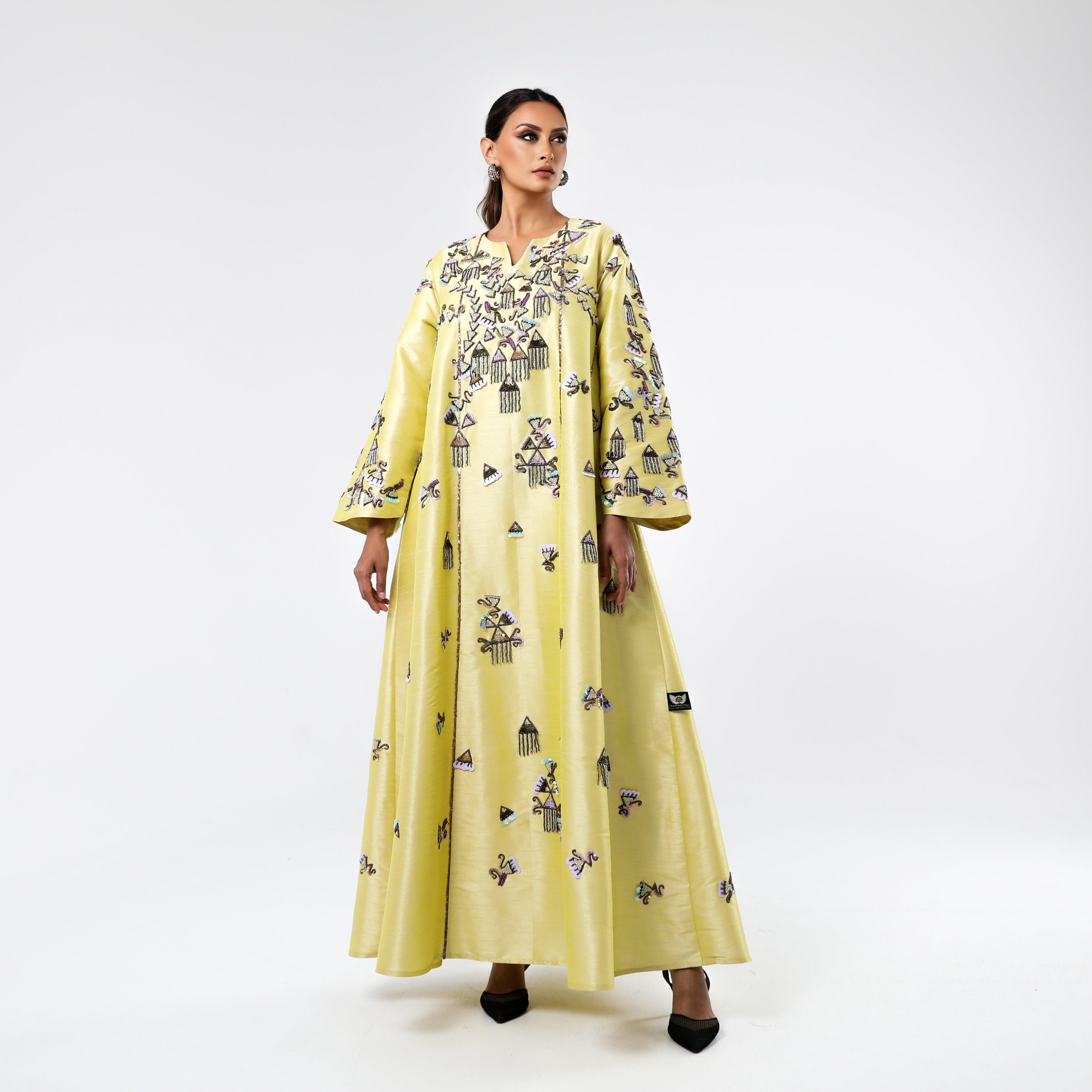 دراعه راقية مشغولة يدوياً بالريسم والخرز و اللولو - tahaniboutique