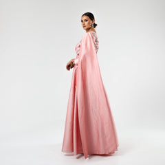 فستان سهرة قصات تربل كلوش بشغل يدوي - tahaniboutique