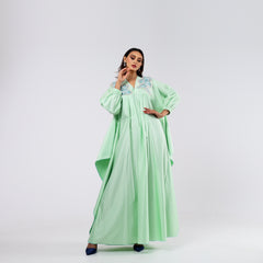 Practical armband embroidered with resin threads and embroidery