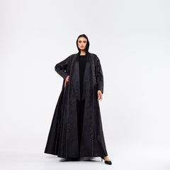 A very luxurious abaya made for your beautiful occasion