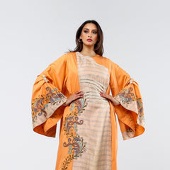 Practical armband embroidered with resin threads