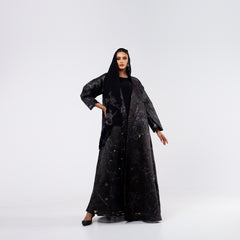 A very luxurious abaya made for your beautiful occasion