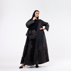 A very luxurious abaya made for your beautiful occasion