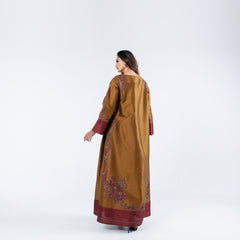 A very elegant and distinctive dress with luxurious hand embroidery