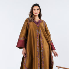 A very elegant and distinctive dress with luxurious hand embroidery