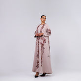 A distinctive armour with luxurious hand embroidery