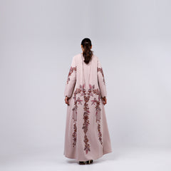 A distinctive armour with luxurious hand embroidery