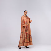 Very elegant and distinctive arm with hand embroidery