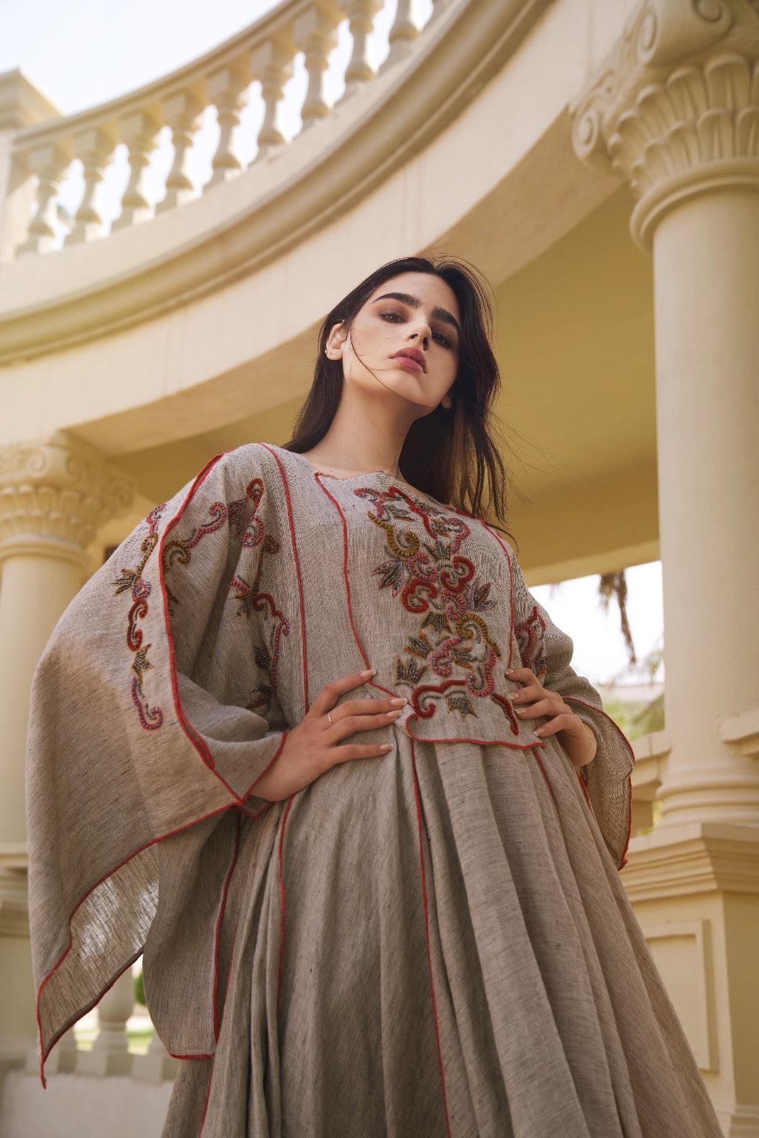 فستان فخم راقي مشغول يدوي - tahaniboutique