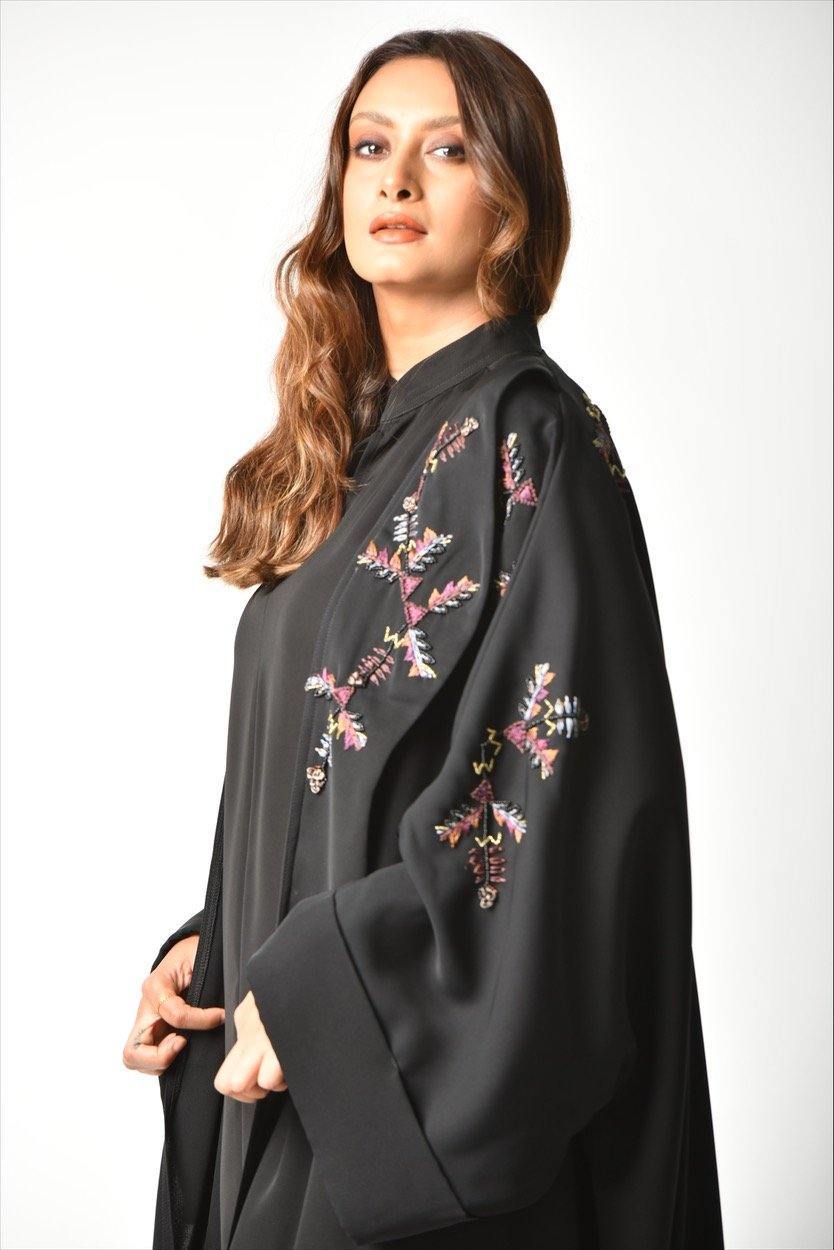 عباية رسمية حبكة البرسم - tahaniboutique