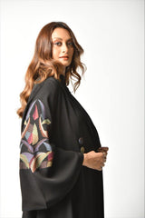 عباية بليزر بتطريز ملون من تهاني بوتيك - tahaniboutique