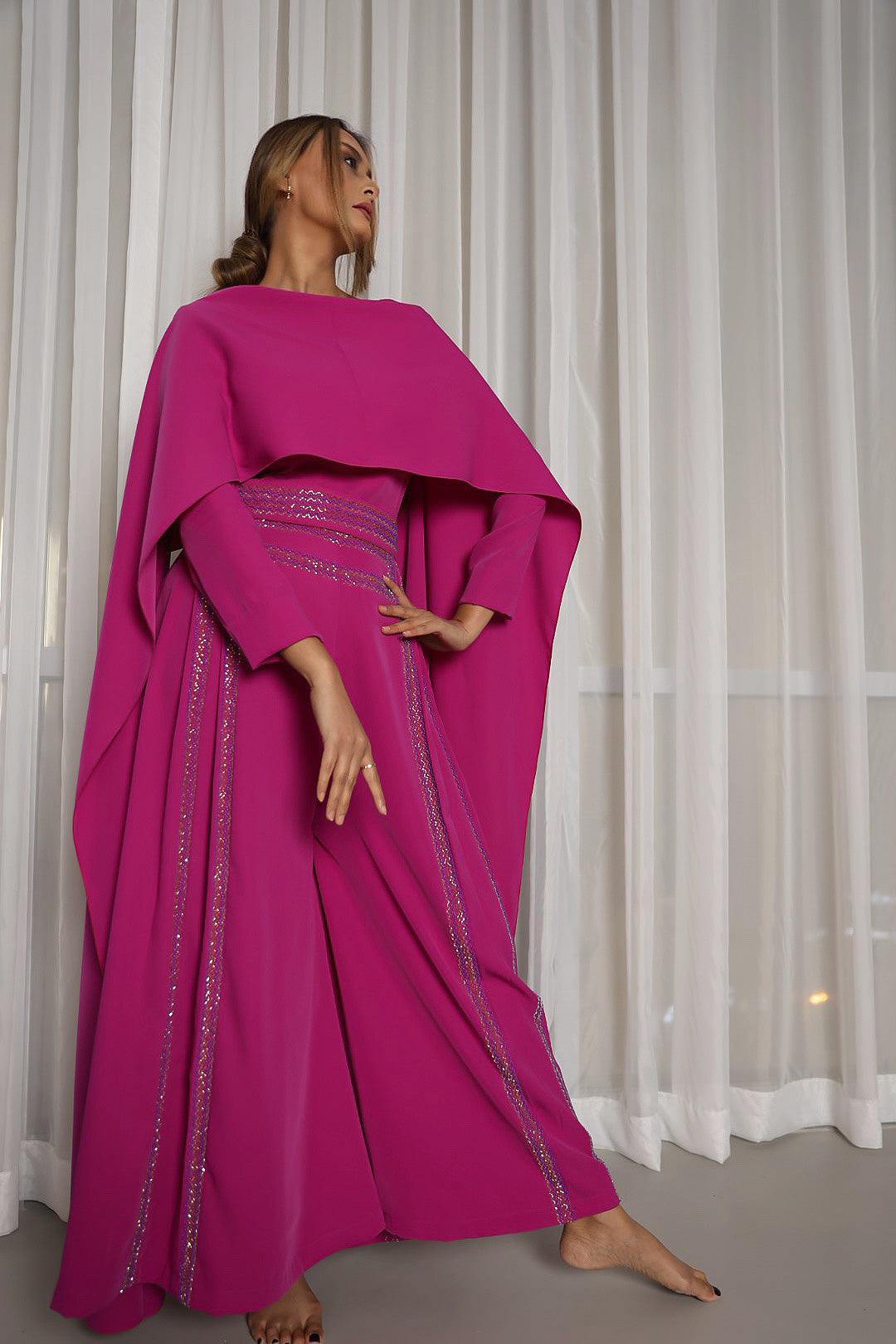 طقم نسائي جيمسوت مع شال - طقم كريب يدوي الصنع - tahaniboutique