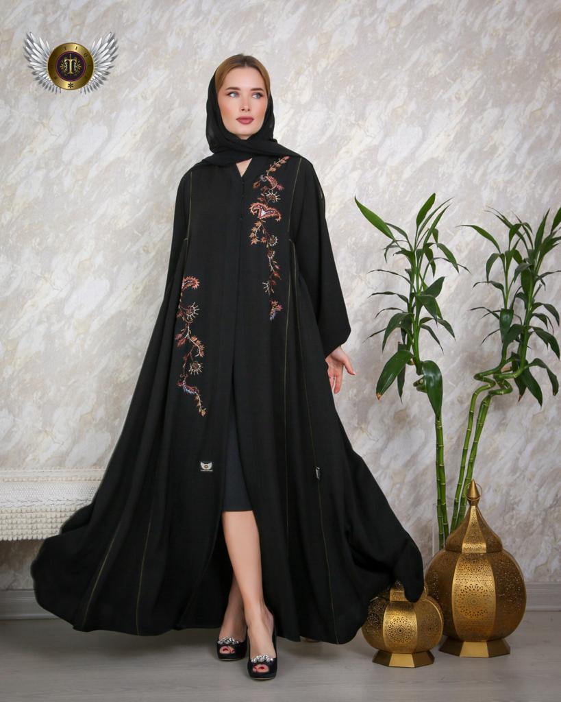 عباية السيدة قصات وبريم - tahaniboutique