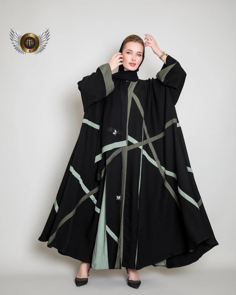 عباية فراشة بكسرات مخفية من تهاني بوتيك - tahaniboutique