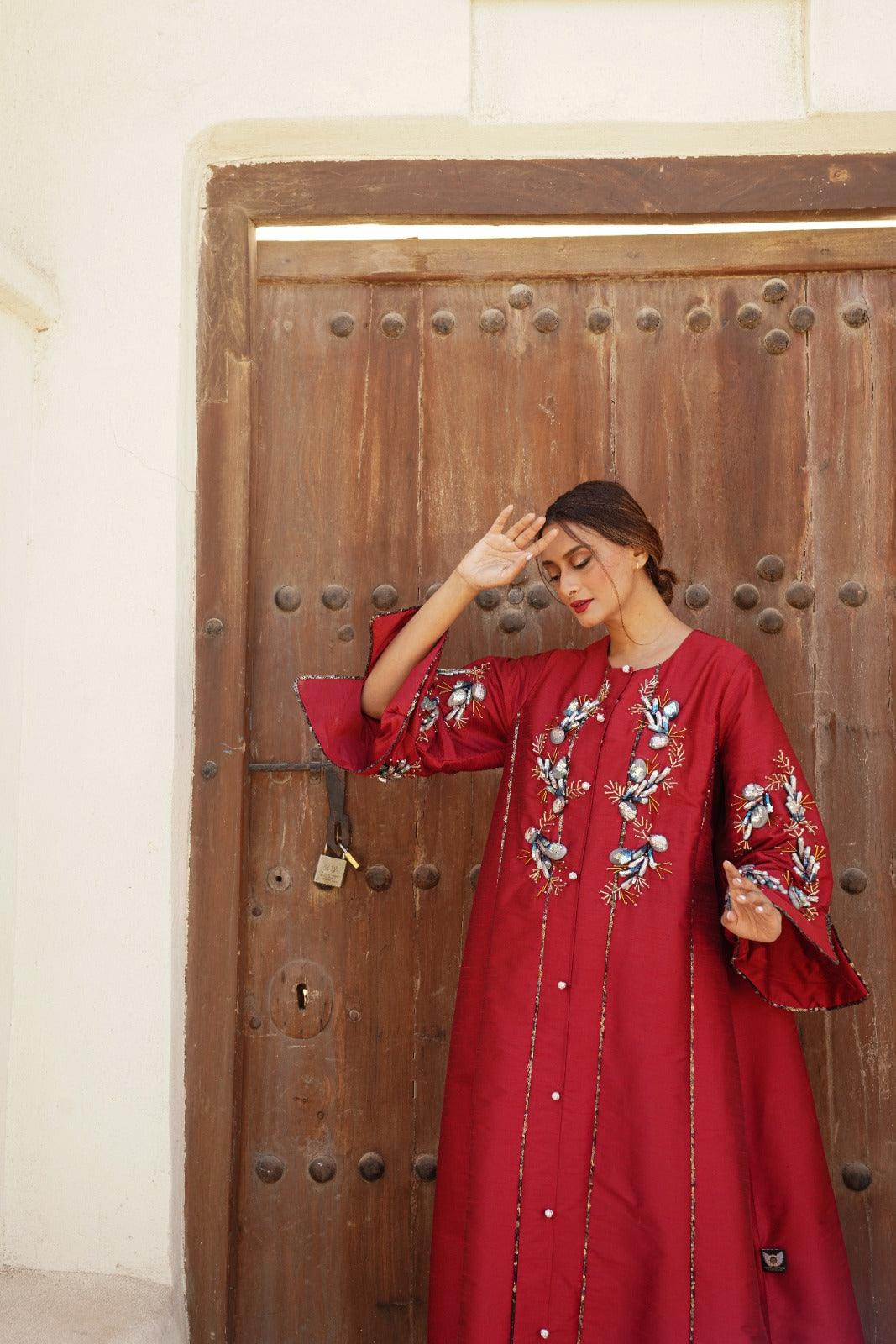 دراعة فخمة من الشانتون مع شك يدوي وبريم ترتر - tahaniboutique