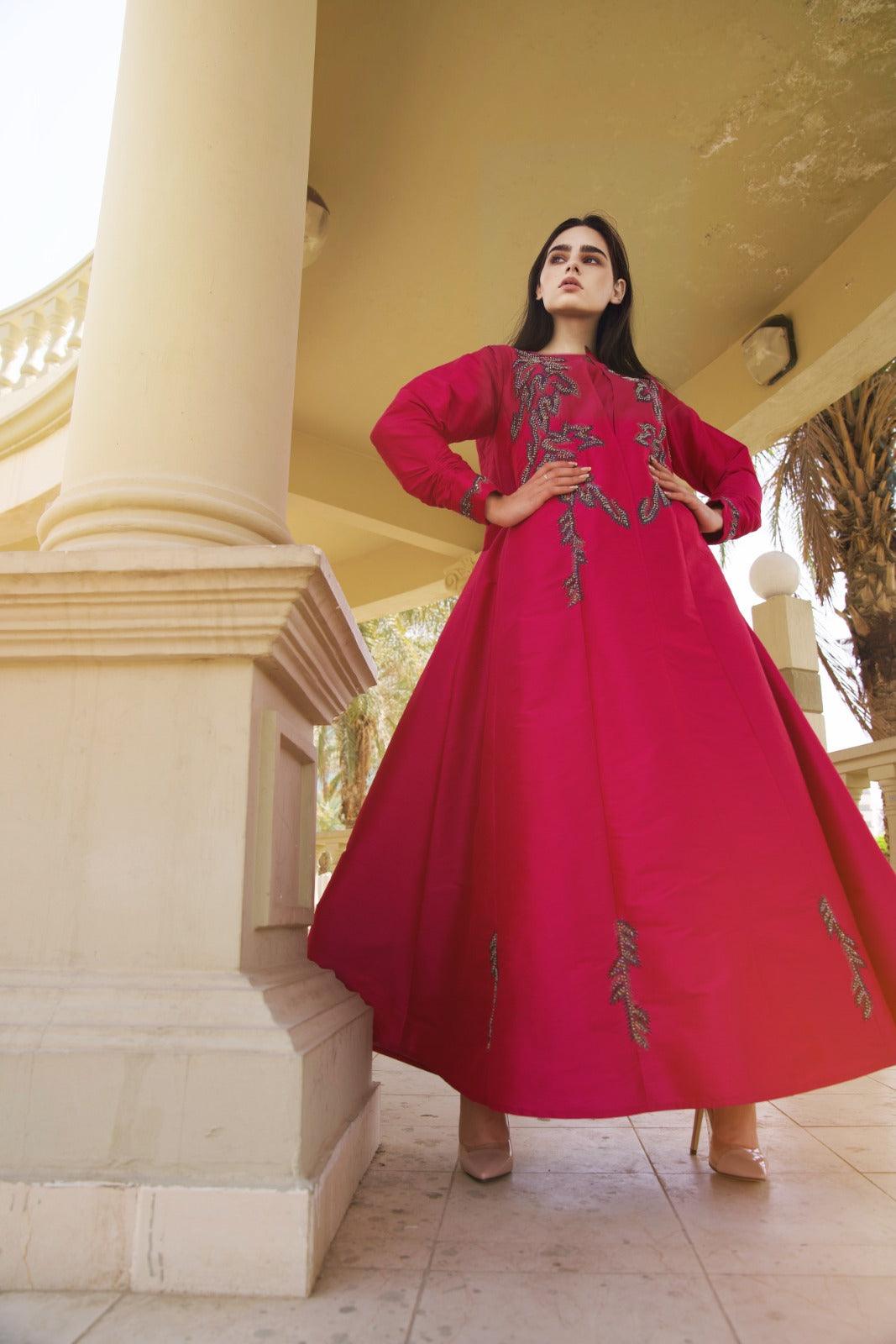 دراعة فخمة بشغل يدوي وقصات بالطول | قماش شانتون - tahaniboutique