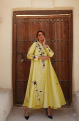 دراعة فخمة من قماش شانتون - شغل يدوي وتصميم أمامي قصير وخلفي طويل - tahaniboutique