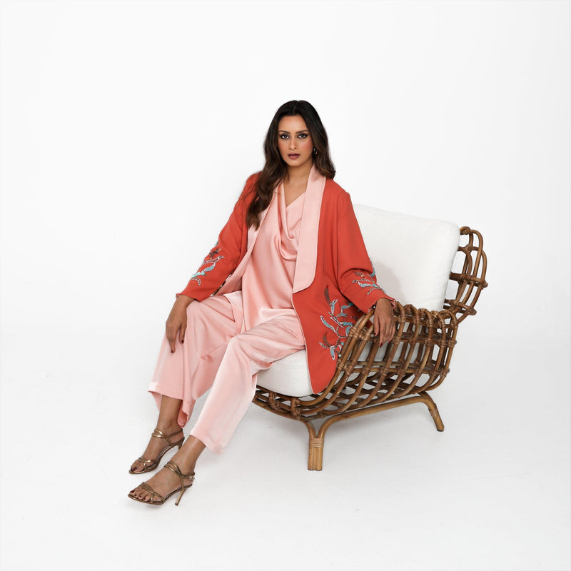 بدلة نسائية فخمة من ثلاث قطع - tahaniboutique