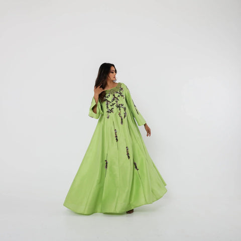 A luxurious Kuwaiti scarf for special occasions - a handmade scarf with rhinestones, beads and pearls | Italian Shanton