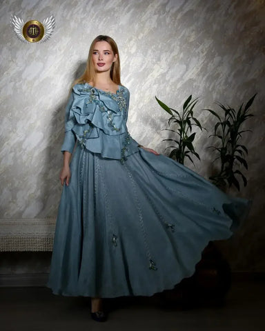 Elegant evening dress for special occasions