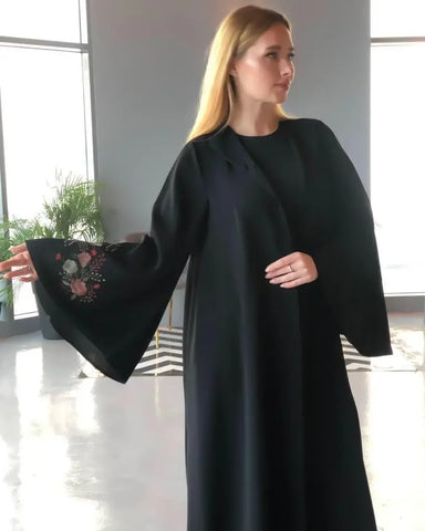 Abaya with pink sleeves