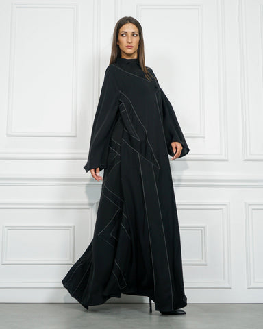 عباية رسمية سادة بقصات وبريم - tahaniboutique
