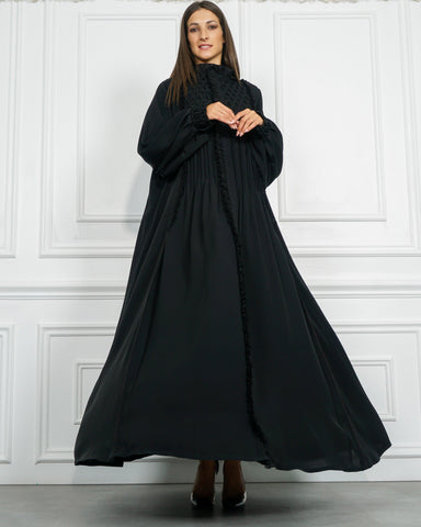 عباية رسمية سادة بكسرات ودبل كلوش - قماش كريب خاص لشركة تهاني بوتيك - tahaniboutique