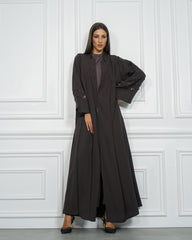 عباية ملونة بريم بنفسجي وتصميم دبل كلوش - قماش كريب خاص لشركة تهاني بوتيك - tahaniboutique