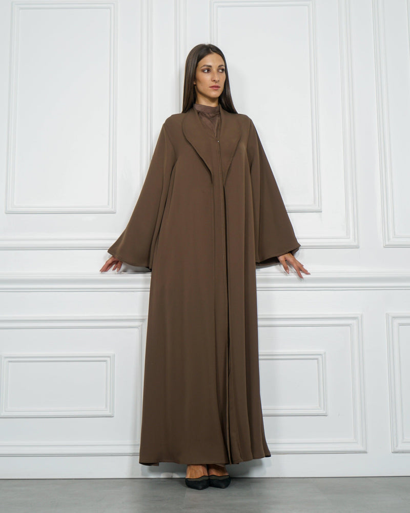 عباية ملونة بني جوكلت بتصميم دبل كلوش - قماش كريب إنترنت خاص بشركة تهاني بوتيك - tahaniboutique