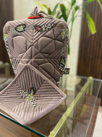 Gori (teapot) cover