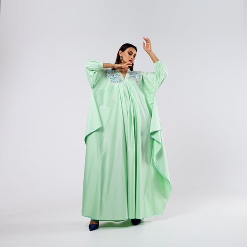 دراعه عمليه مطرزه بخيوط الريسم مع شك