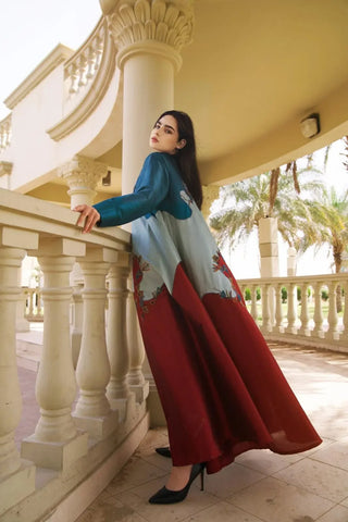 A luxurious, handcrafted shield with distinctive cuts Shanton fabric