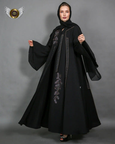 عباية مع ملفع سادة