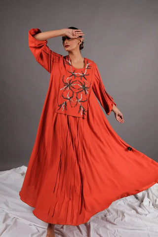 A luxurious, colorful Daraa made of light and cool linen cotton 