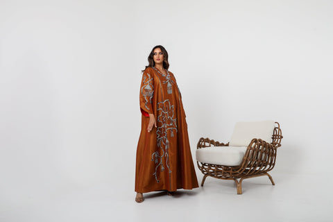 دراعة كويتية فاخرة - مصنوعة يدوياً بكريستال وخرز إيطالي | قماش شانتون إيطالي أنيق - tahaniboutique