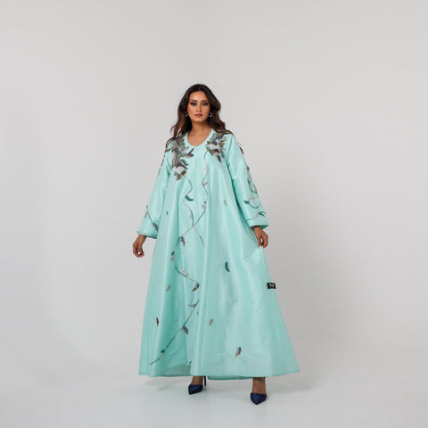 دراعة فخمة مشغولة يدوياً بالريسم والخرز واللؤلؤ | شانتون إيطالي راقي - tahaniboutique