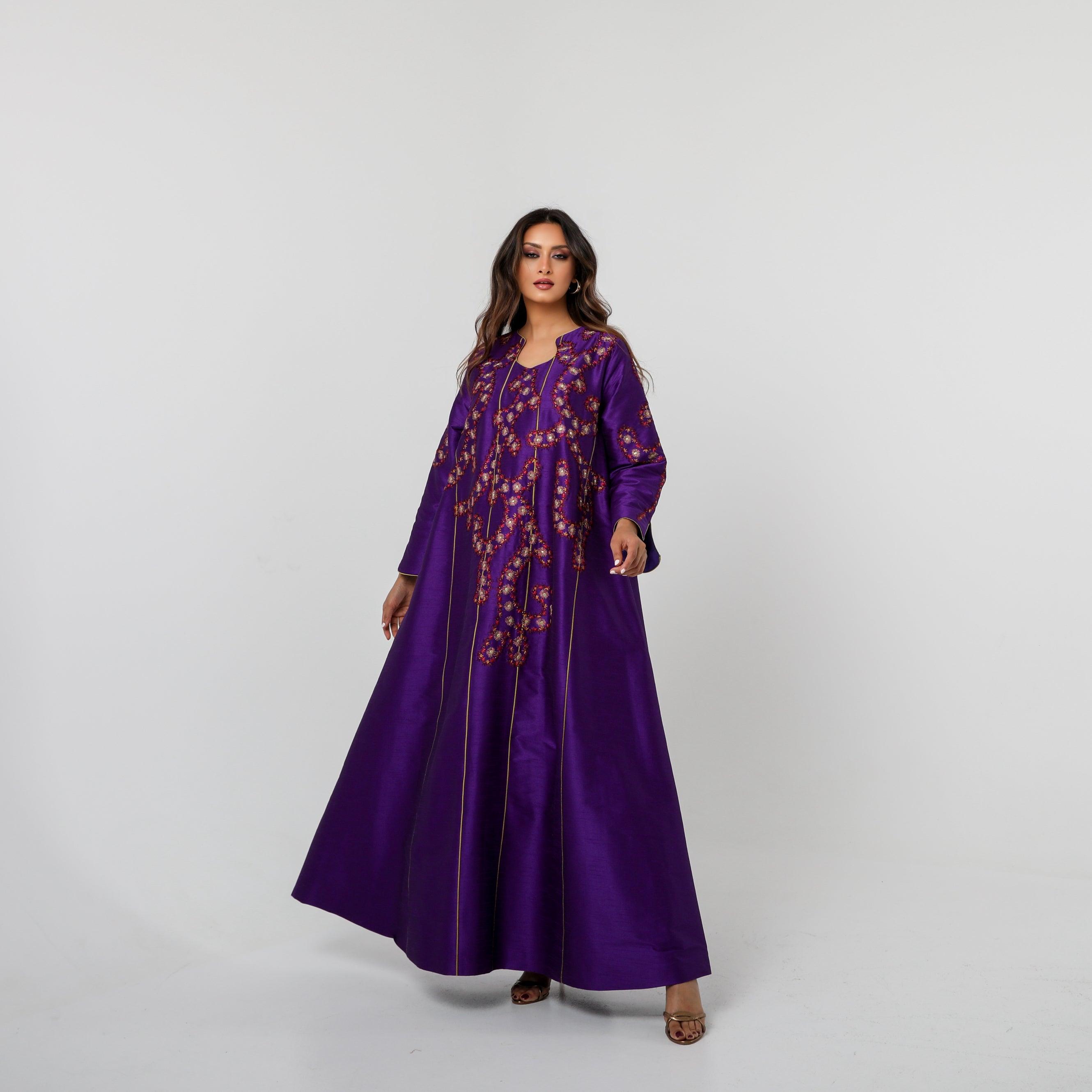 دراعة كويتية فاخرة جداً - بتطريز الريسم | قماش شانتون إيطالي - tahaniboutique