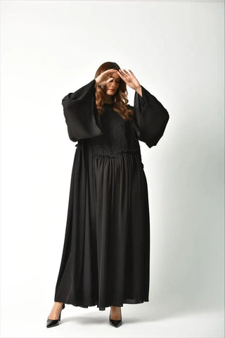 Formal abaya with lace and sequins 