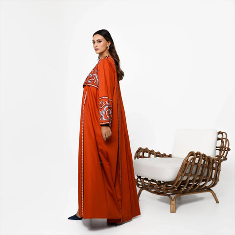 Luxurious robe with hand embroidery in prisma 