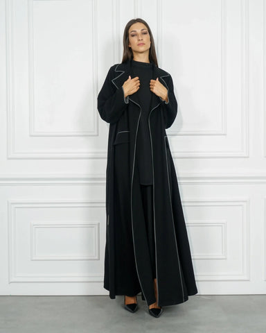 Practical formal abaya made of Cuban fabric - exclusive to Tahani Boutique