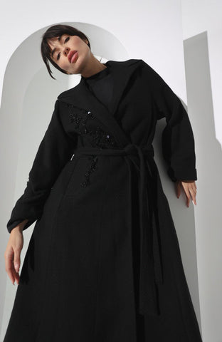 جاكيت صوف ناعم أسود اللون - tahaniboutique