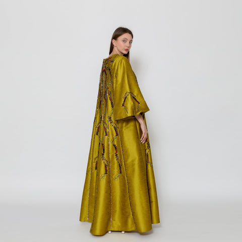 دراعة فخمة بقصات وبريم مميزة - مشغولة يدوياً | شانتون عالي الجودة - tahaniboutique