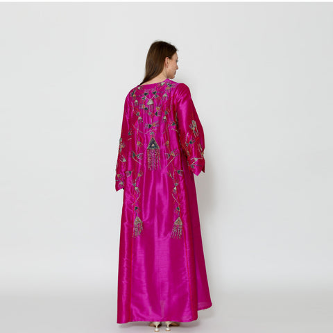 دراعة فاخرة مبطنة قبة دائرية وأكمام كلوش - مشغولة يدوياً - tahaniboutique