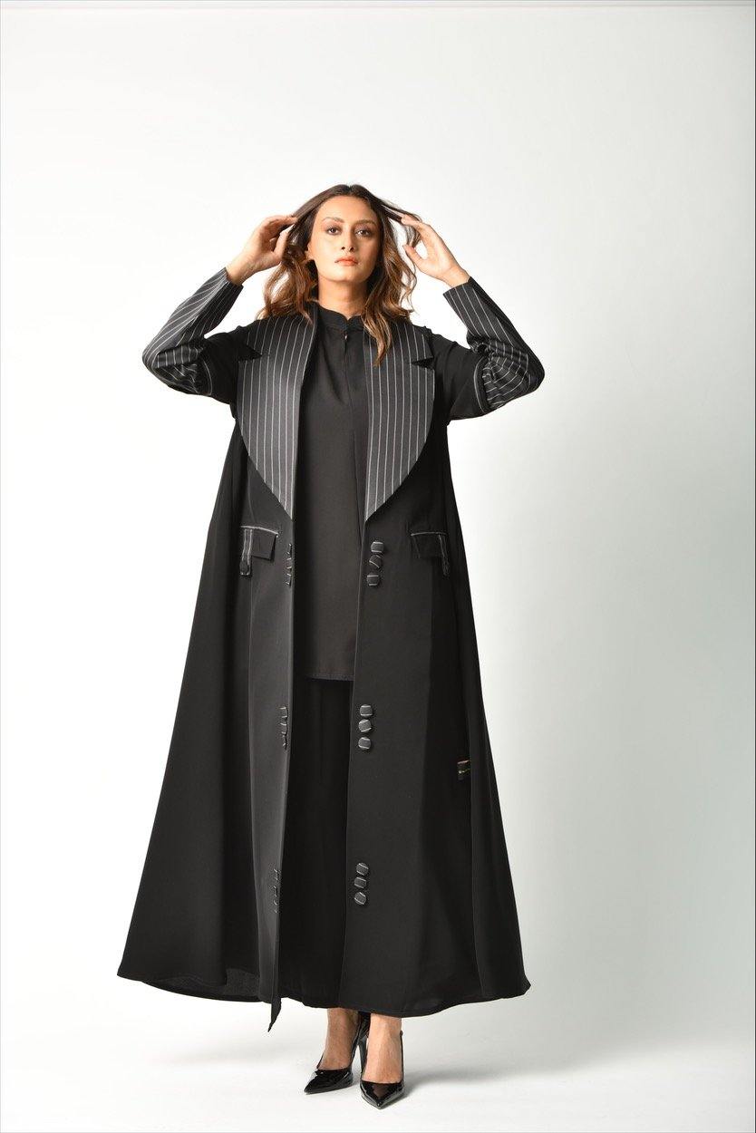 عباية بليزر بتقليم أمامي من تهاني بوتيك - tahaniboutique
