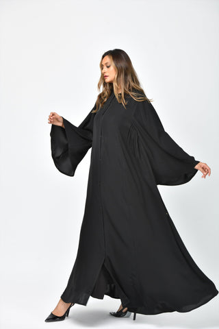 عباية دبل كلوش سادة بقصات طولية من تهاني بوتيك - tahaniboutique
