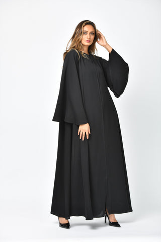 عباية دبل كلوش سادة بقصات طولية من تهاني بوتيك - tahaniboutique