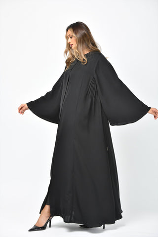 عباية دبل كلوش سادة بقصات طولية من تهاني بوتيك - tahaniboutique