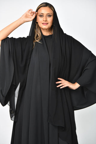 عباية تربل كلوش سادة مفتوحة بالكامل من تهاني بوتيك - tahaniboutique