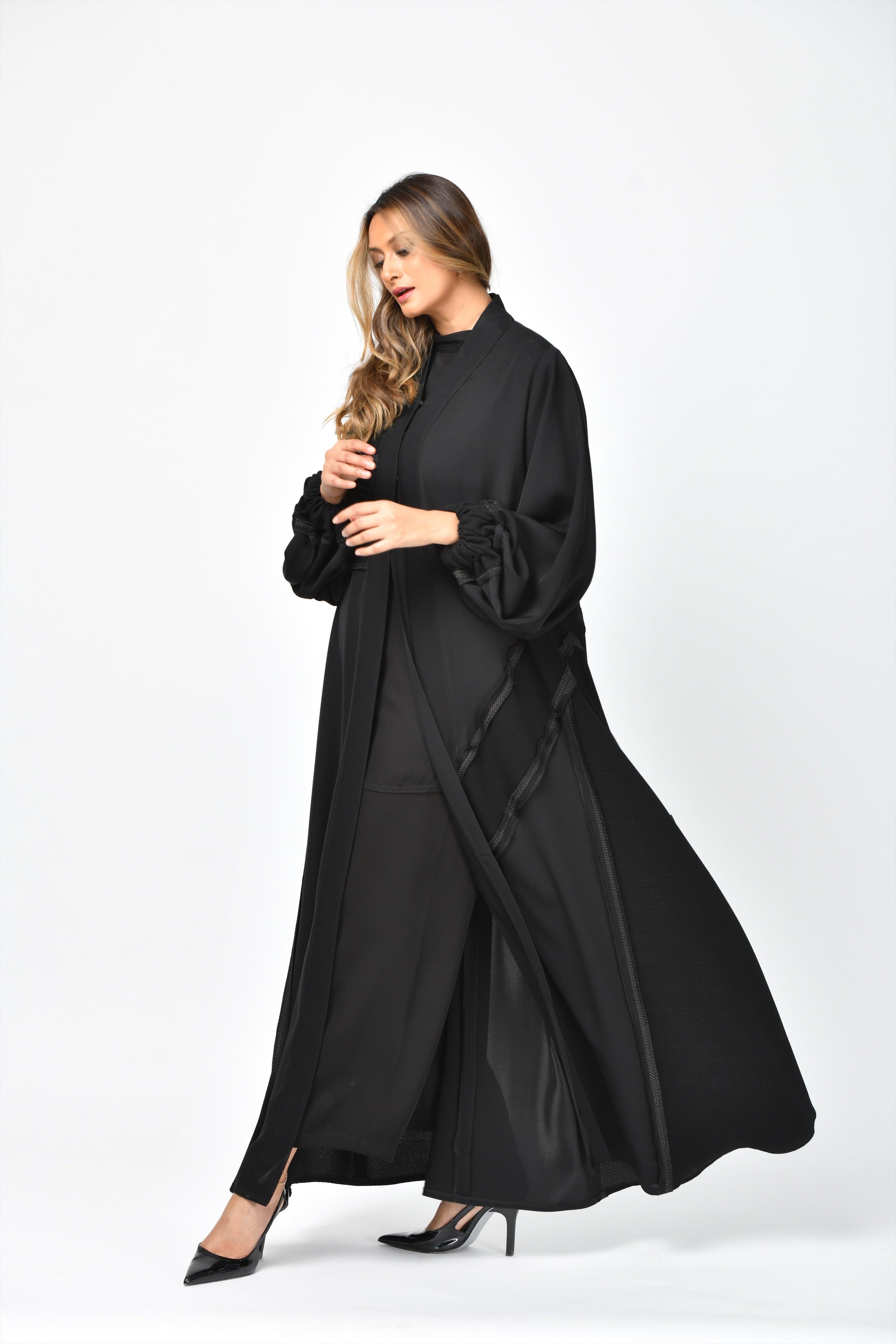 عباية تربل كلوش سادة من تهاني بوتيك - tahaniboutique